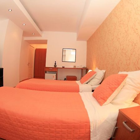 Pensiunea Studio Bacău Kamer foto
